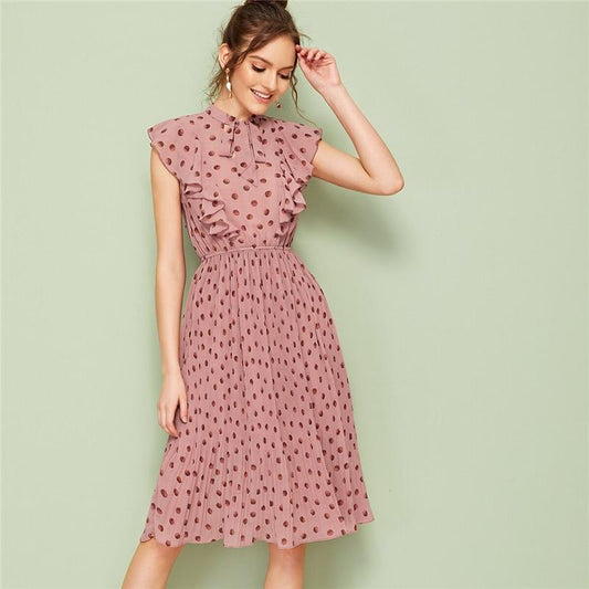 Vintage-Inspired Pink Polka Dot Dress